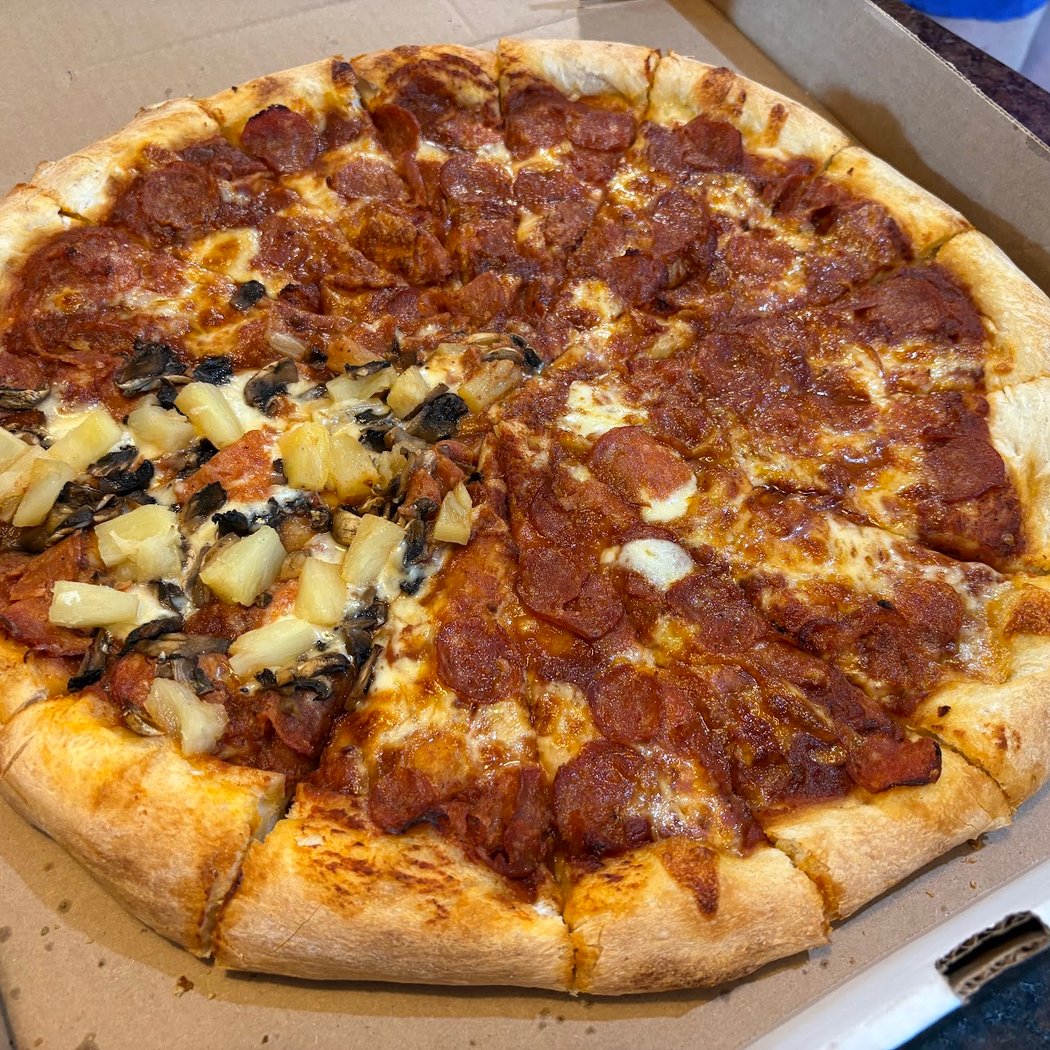 Como's Pizza 1